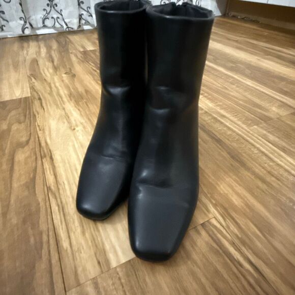 Delicious Daybreak Booties Black Size 7.5 - Picture 5 of 9